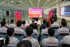 奏响青春之歌，感受奋斗力量！“青春思享嘉”党的二十大精神宣讲走进“未来工厂”