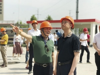 嘉兴市市长胡海峰到18LUCK督查工程项目建设