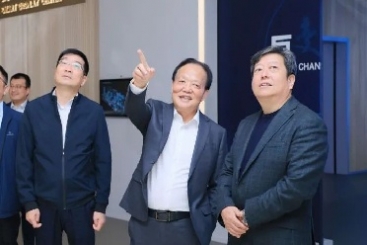 国家市场监督管理总局总工程师黄国梁到中国18LUCK调研